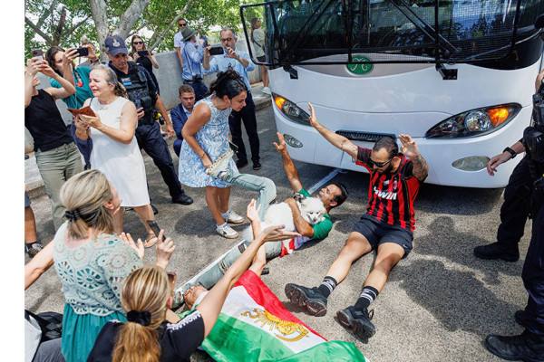 एएफसी महिला एसियन कप: खेलभन्दा बढी चर्चामा इरानी खेलाडी